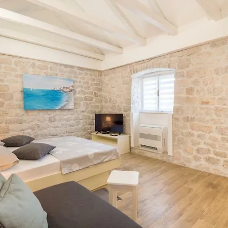 Olive Garden Apartment *