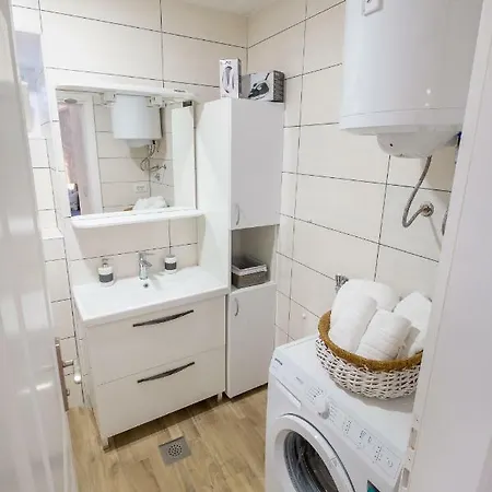 Olive Garden Apartment Ston